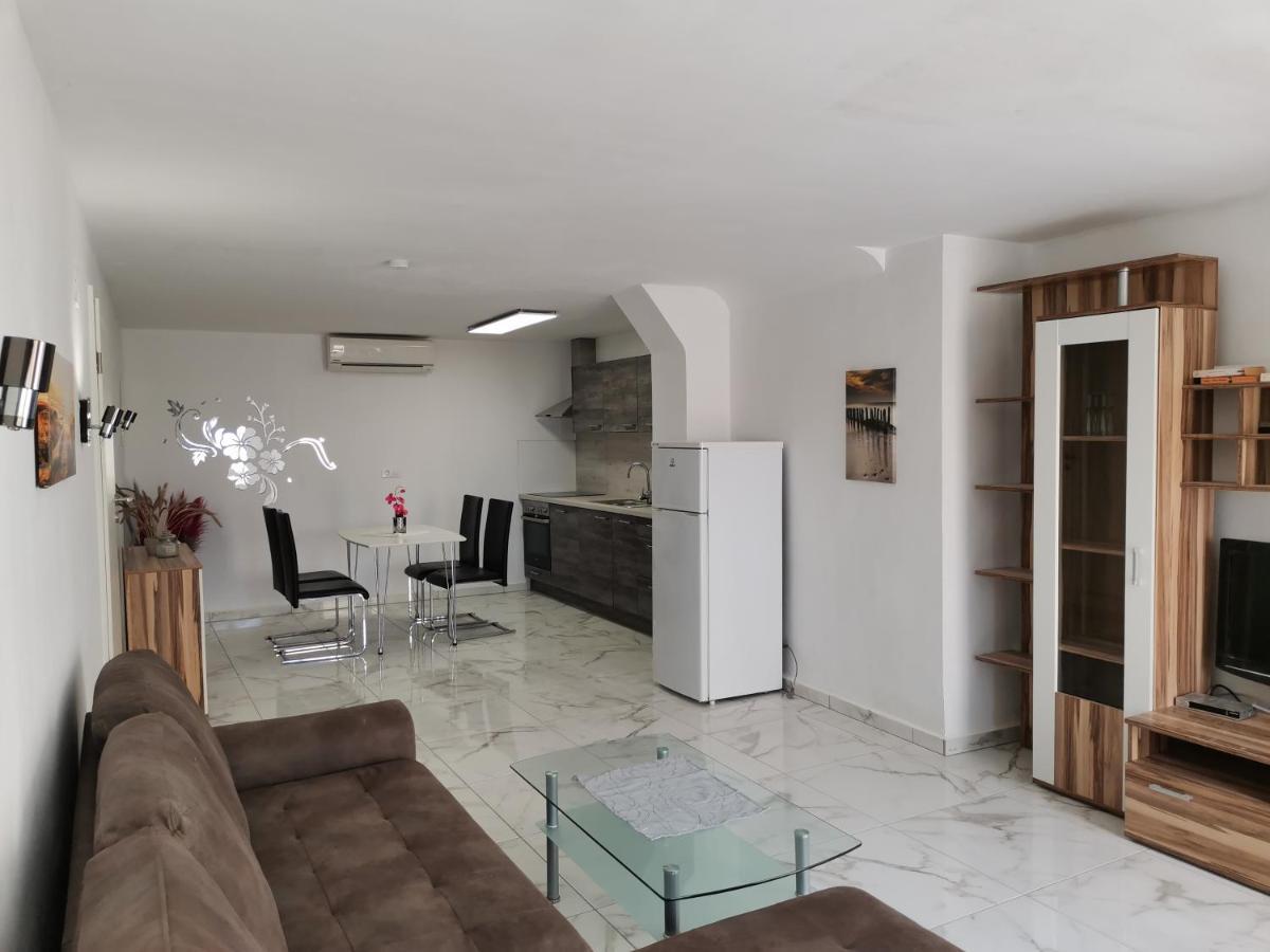 קלפה Villa Romeo מראה חיצוני תמונה